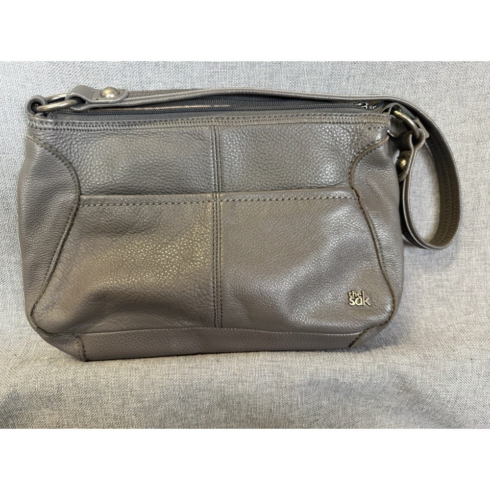 The SAK IRIS Gray Hobo Shoulder Bag Pebbled Leather Purse